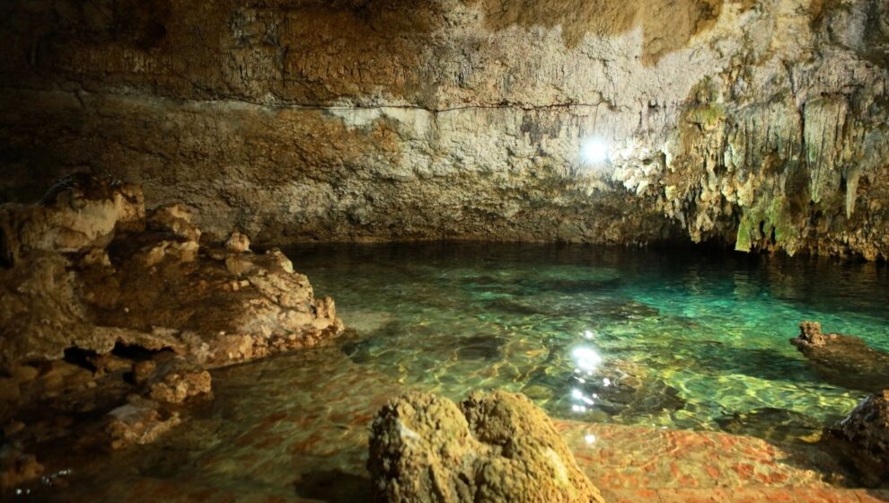cenote destacat mexic en família