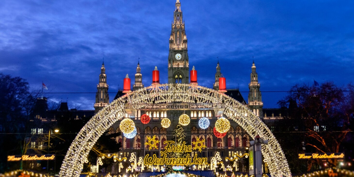 Mercats de Nadal en grup a Viena i Budapest