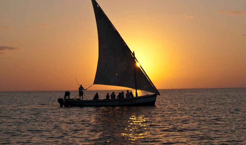 Imprescindible_dhow_atardecer